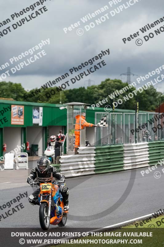 enduro digital images;event digital images;eventdigitalimages;mallory park;mallory park photographs;mallory park trackday;mallory park trackday photographs;no limits trackdays;peter wileman photography;racing digital images;trackday digital images;trackday photos